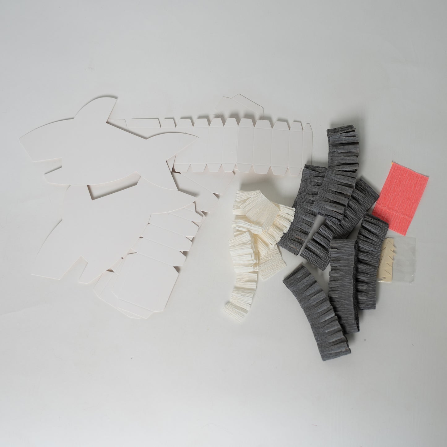 DIY Kit – Shark Mini Pinata