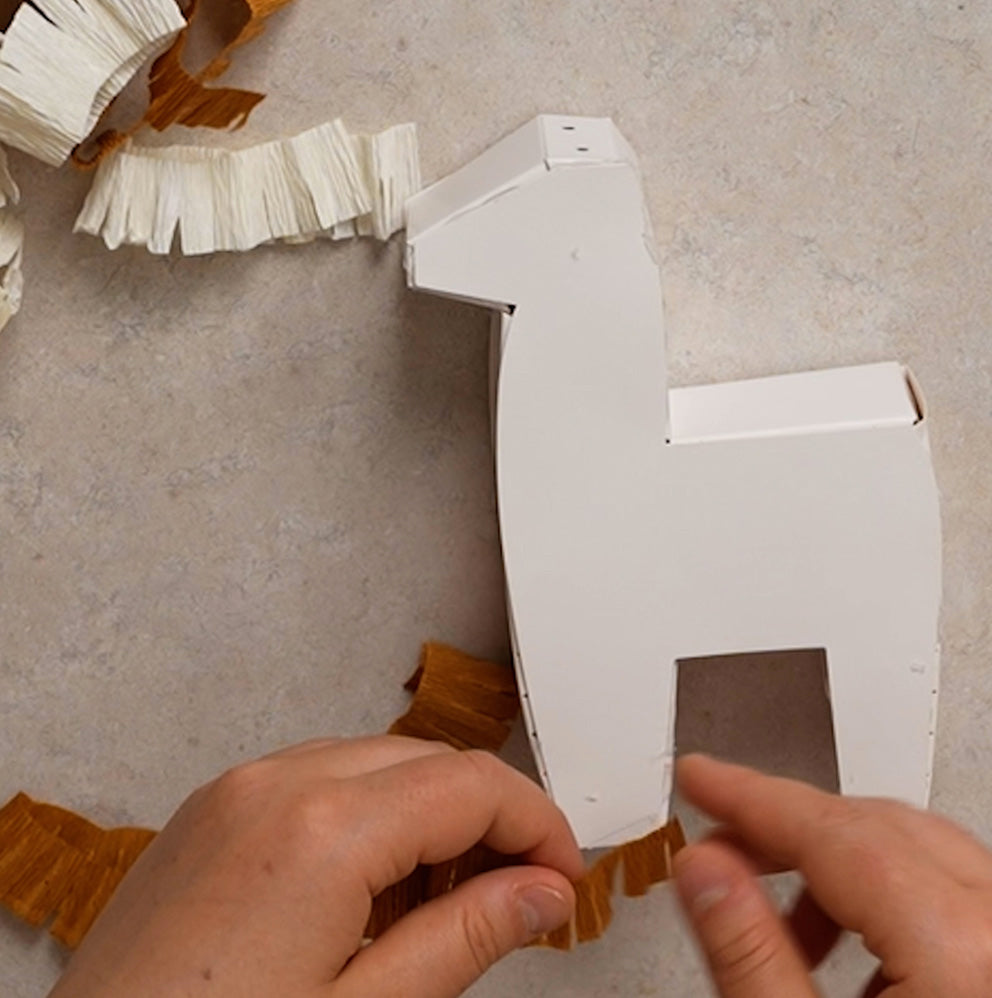 DIY Kit – Deer Mini Pinata